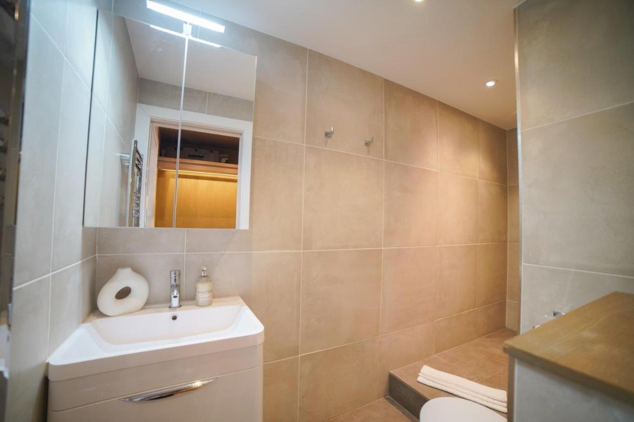Апартаменты A Superb In South Kensington's *